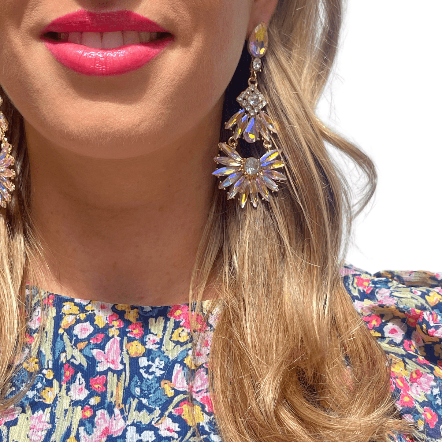 Photo Portée Boucles d'Oreilles Pendantes Fleurs De Cristal