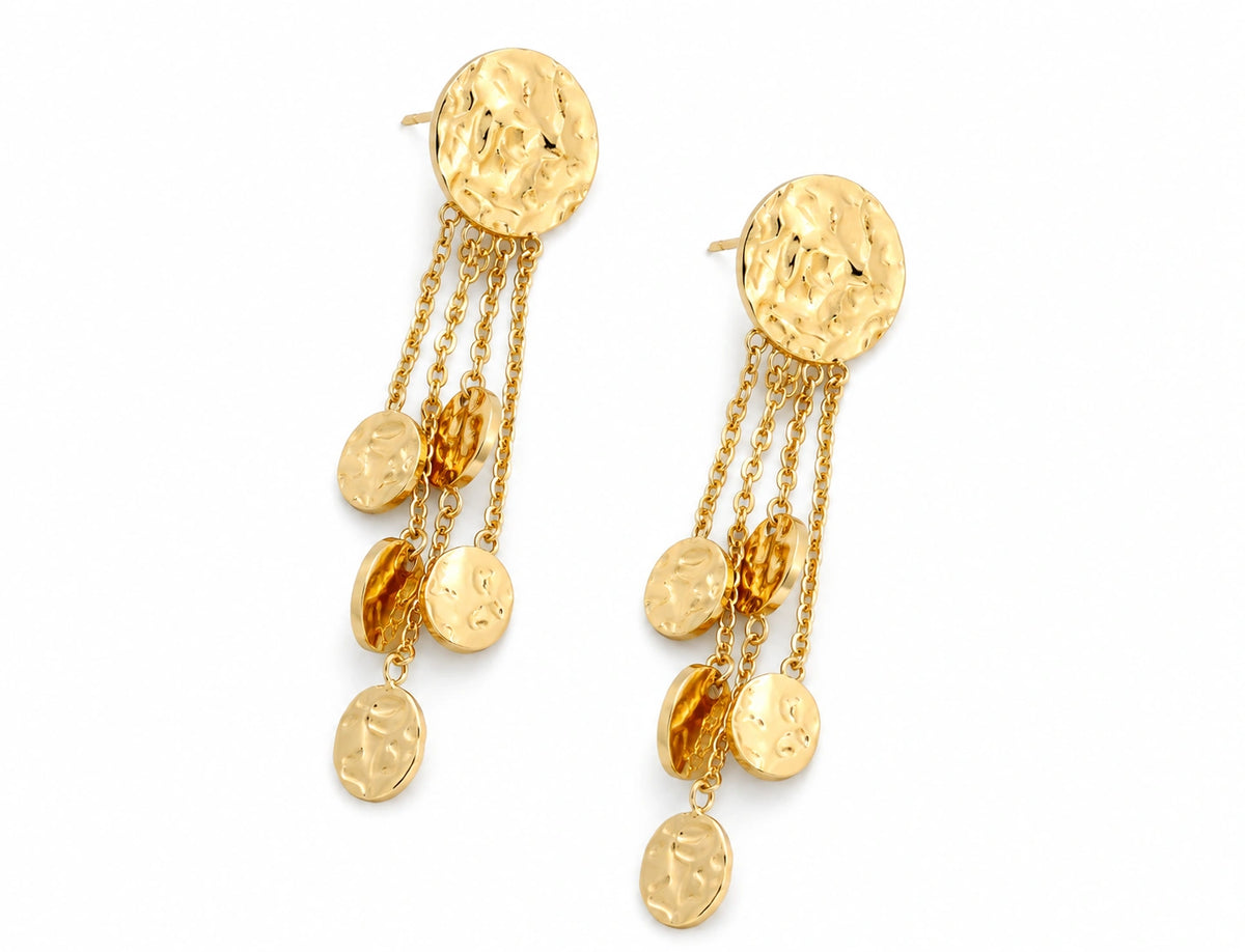 Boucles d’oreilles pendantes dorées avec chaînes et médailles rondes martelées – Les Inséparables