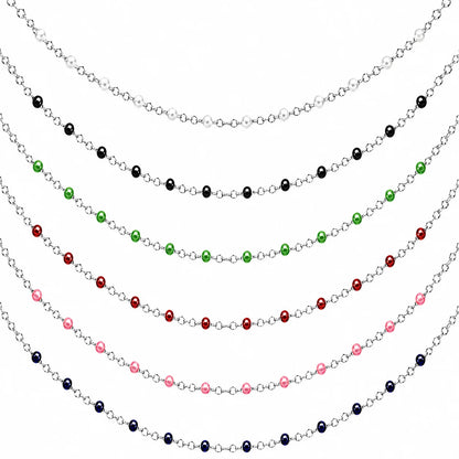 Collier chaîne fine en acier inoxydable argenté avec petites perles de résine colorées