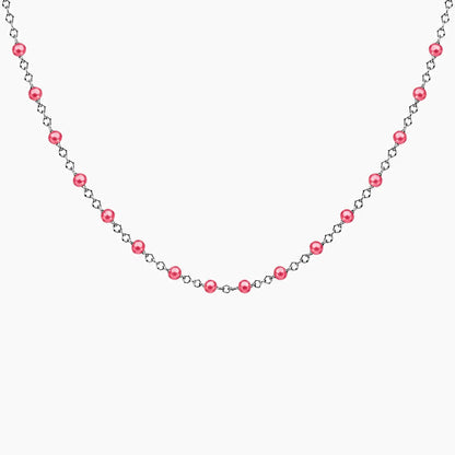 Collier chaîne fine en acier inoxydable argenté avec petites perles de résine roses
