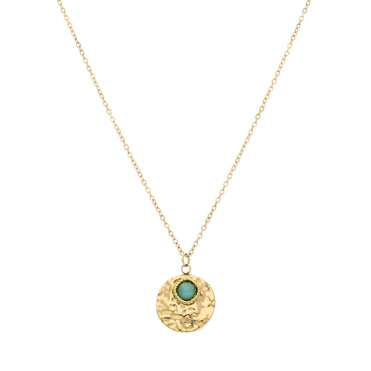 Collier aventurine verte doré avec pendentif rond martelé, vue de face