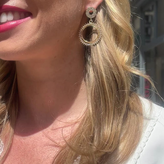 Vidéo Portée Boucles d'Oreilles Pendantes Cendrillon