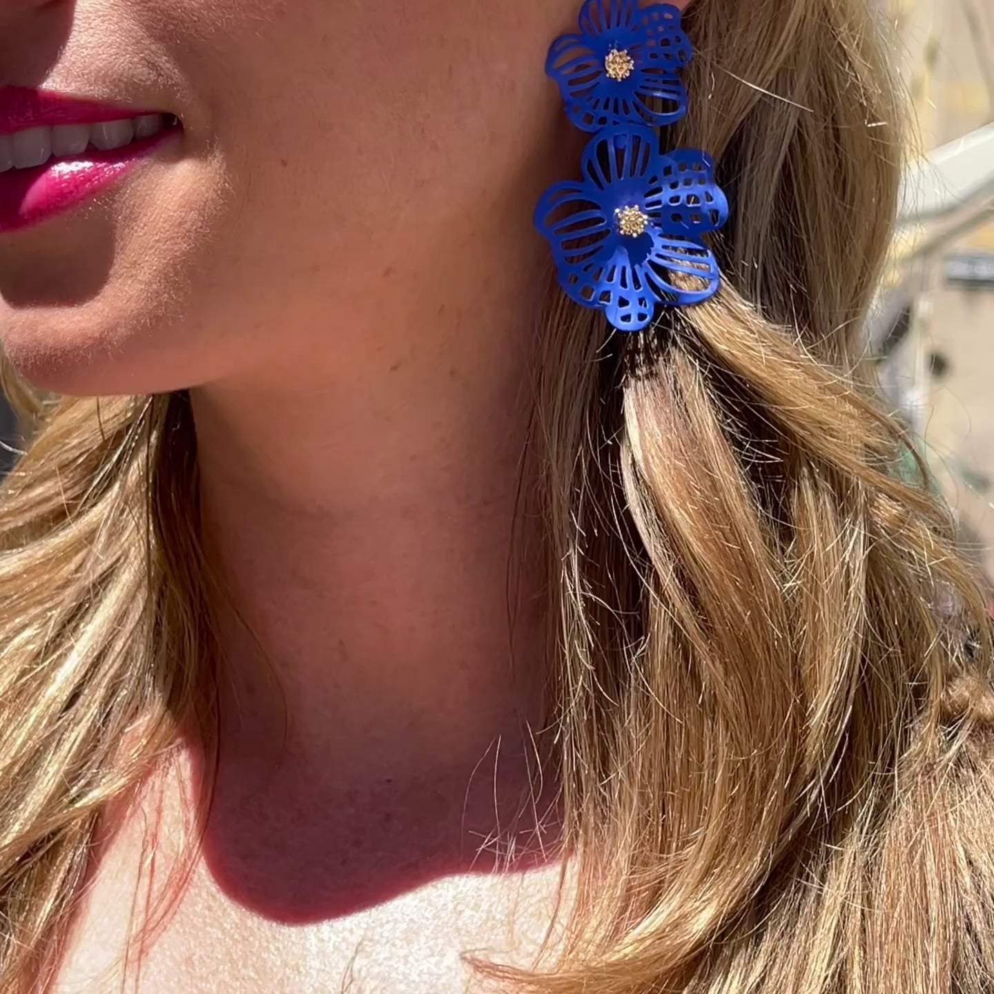 Vidéo Portée Boucles d'Oreilles Pendantes Iris