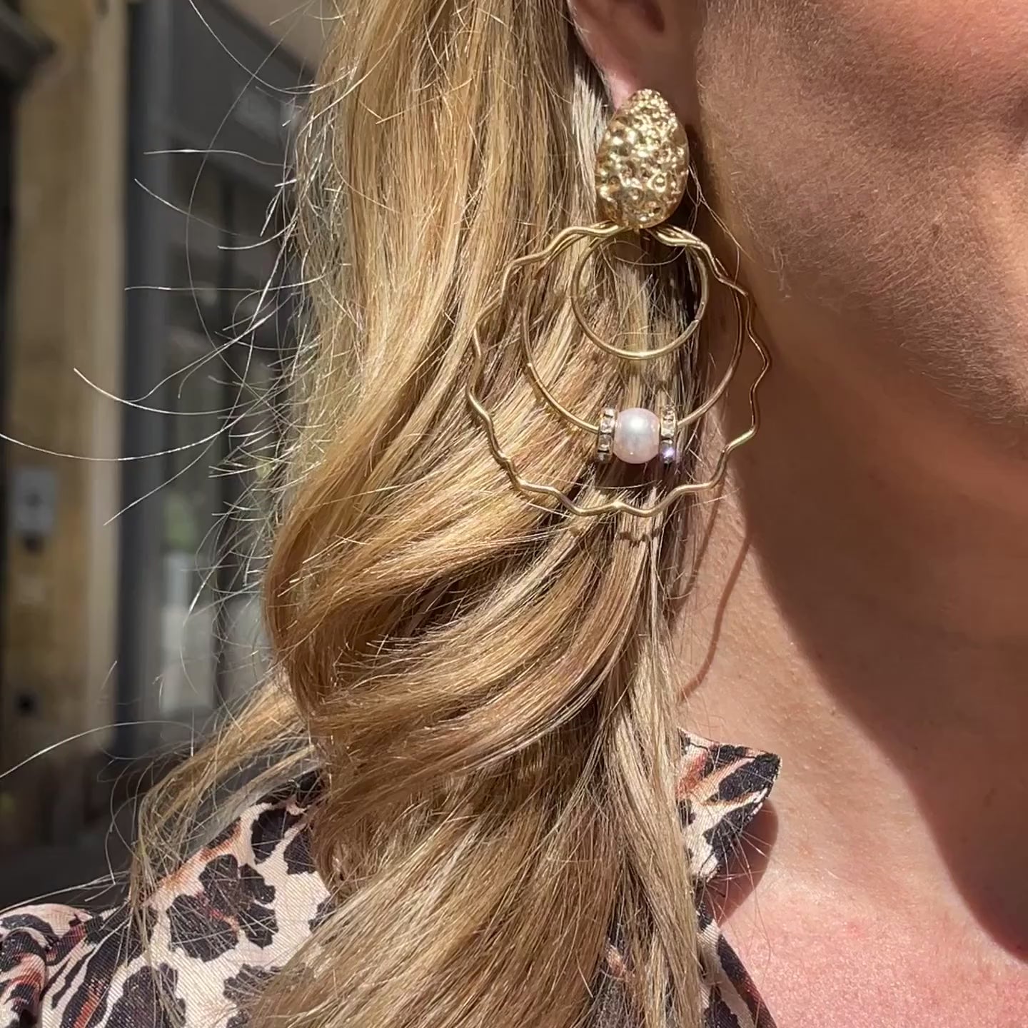 Vidéo Portée Boucles d'Oreilles Pendantes Aurum